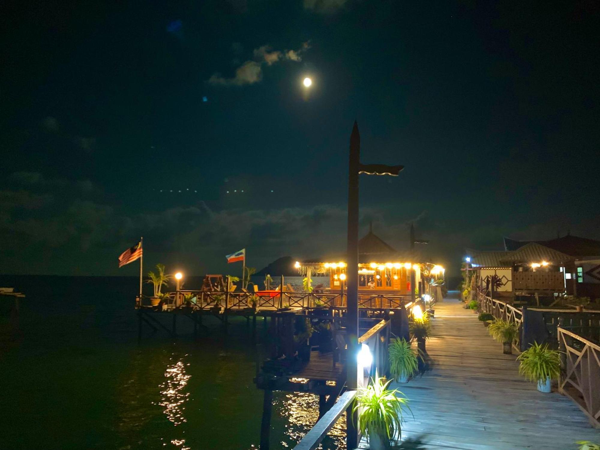 Parapat Water Village Resort Semporna Luaran gambar