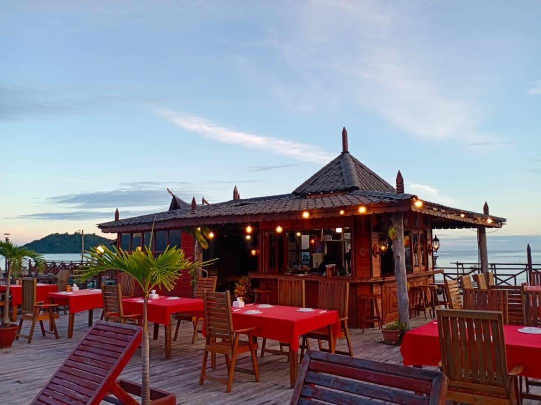 Parapat Water Village Resort Semporna Luaran gambar