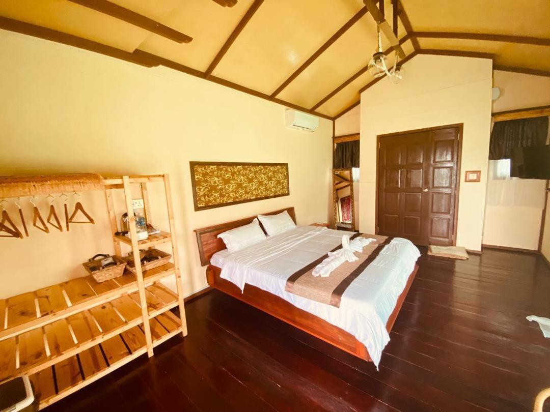 Parapat Water Village Resort Semporna Luaran gambar